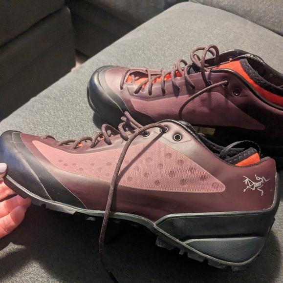 Arc'teryx Acrux FI Hiking Shoe size 7.5 - Picture 4 of 6